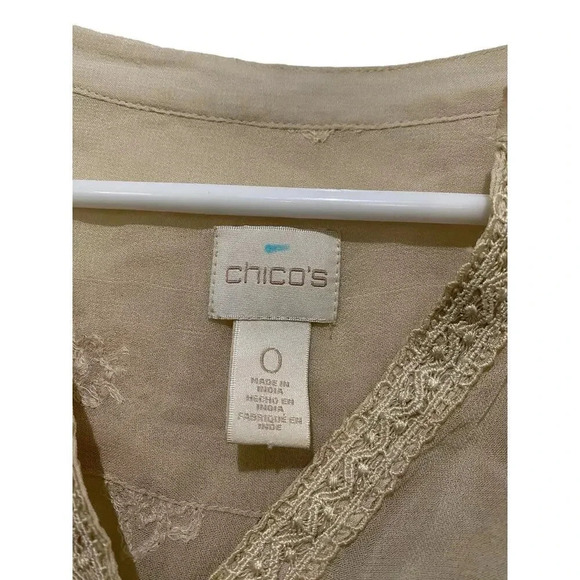 Chico's Tan Long Sleeve V-Neck Lace Viscose Blouse Tops Size 0 - Picture 3 of 6